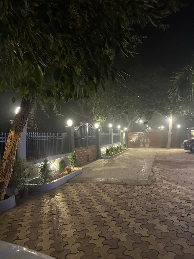 Kaashi Flora - Luxury 3Bhk Villa Varanasi Esterno foto