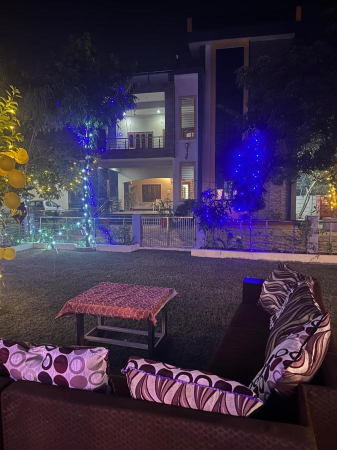 Kaashi Flora - Luxury 3Bhk Villa Varanasi Esterno foto